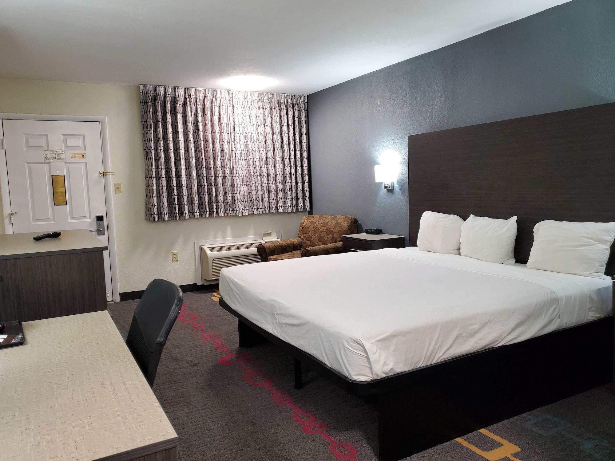 Days Inn By Wyndham Lawton Exteriér fotografie