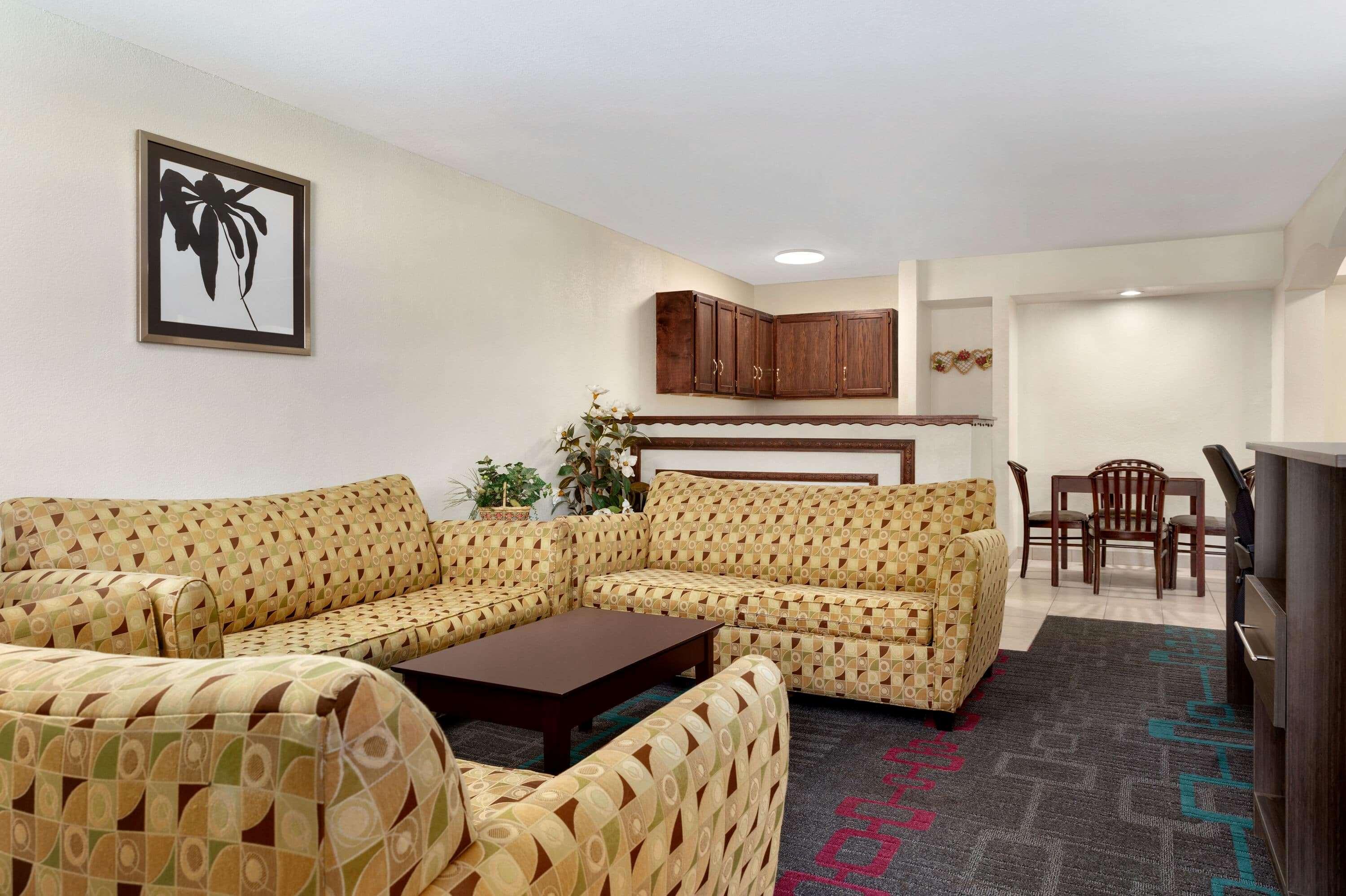 Days Inn By Wyndham Lawton Exteriér fotografie